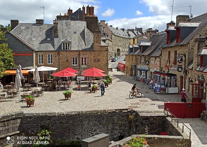 De La Lanfrayere * Saint-Mars-sur-Colmont